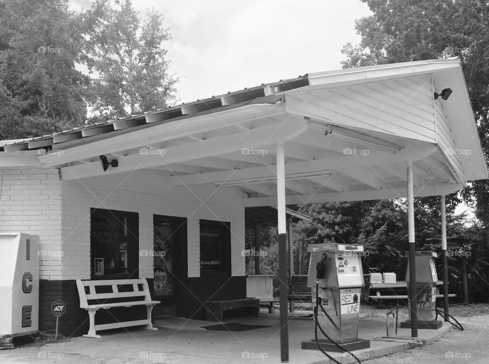 Mom and pop gas station 