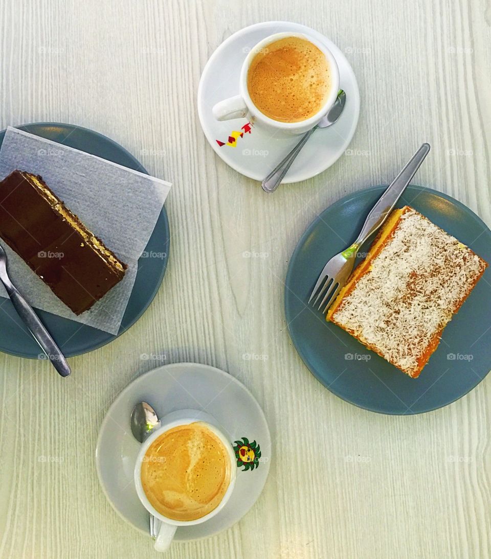 Coffee with cake