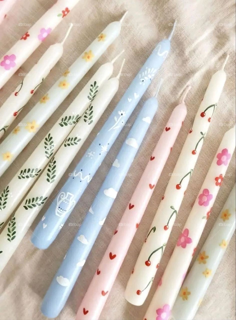 A very beautiful picture, and there is no better picture than it. There is no better picture of green herbs and colorful, red and white roses than it. Glory be to God, the natural and picturesque view, and there is no more wonderful picture than it.