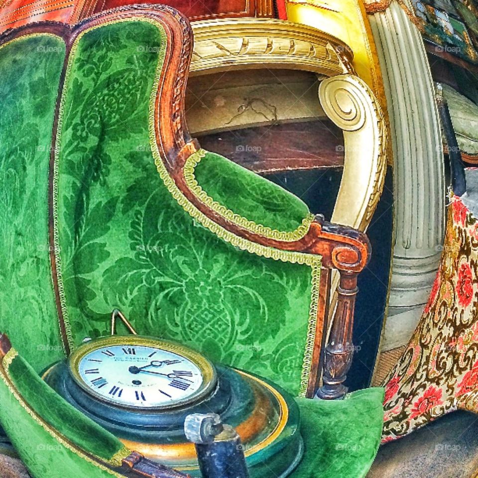 It's time to have a yard sale