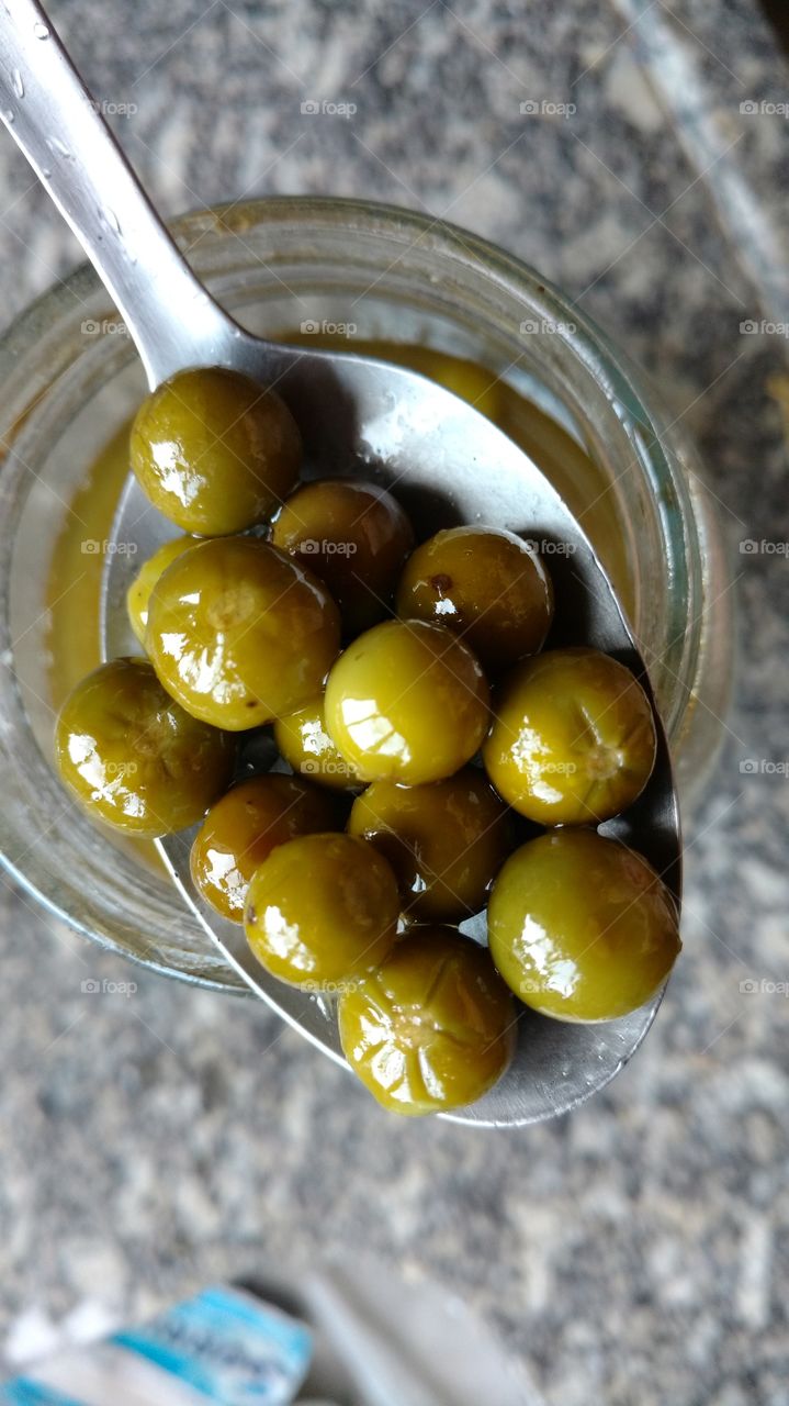 Jurubeba, planta medicinal. Fruto amargo, tempero da culinária.