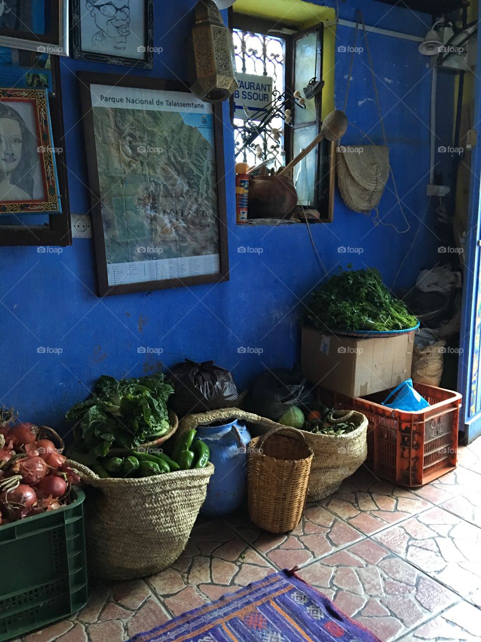 No Person, Container, Market, Group, People