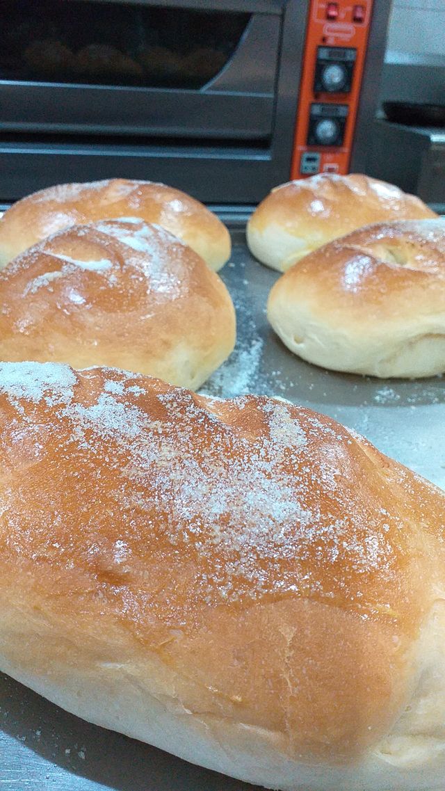 freshly baked bread