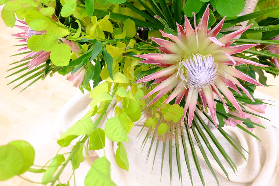 Flower arrangement