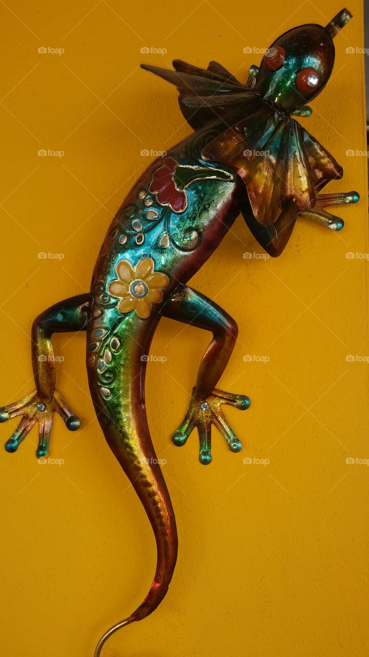 Lizard ornament