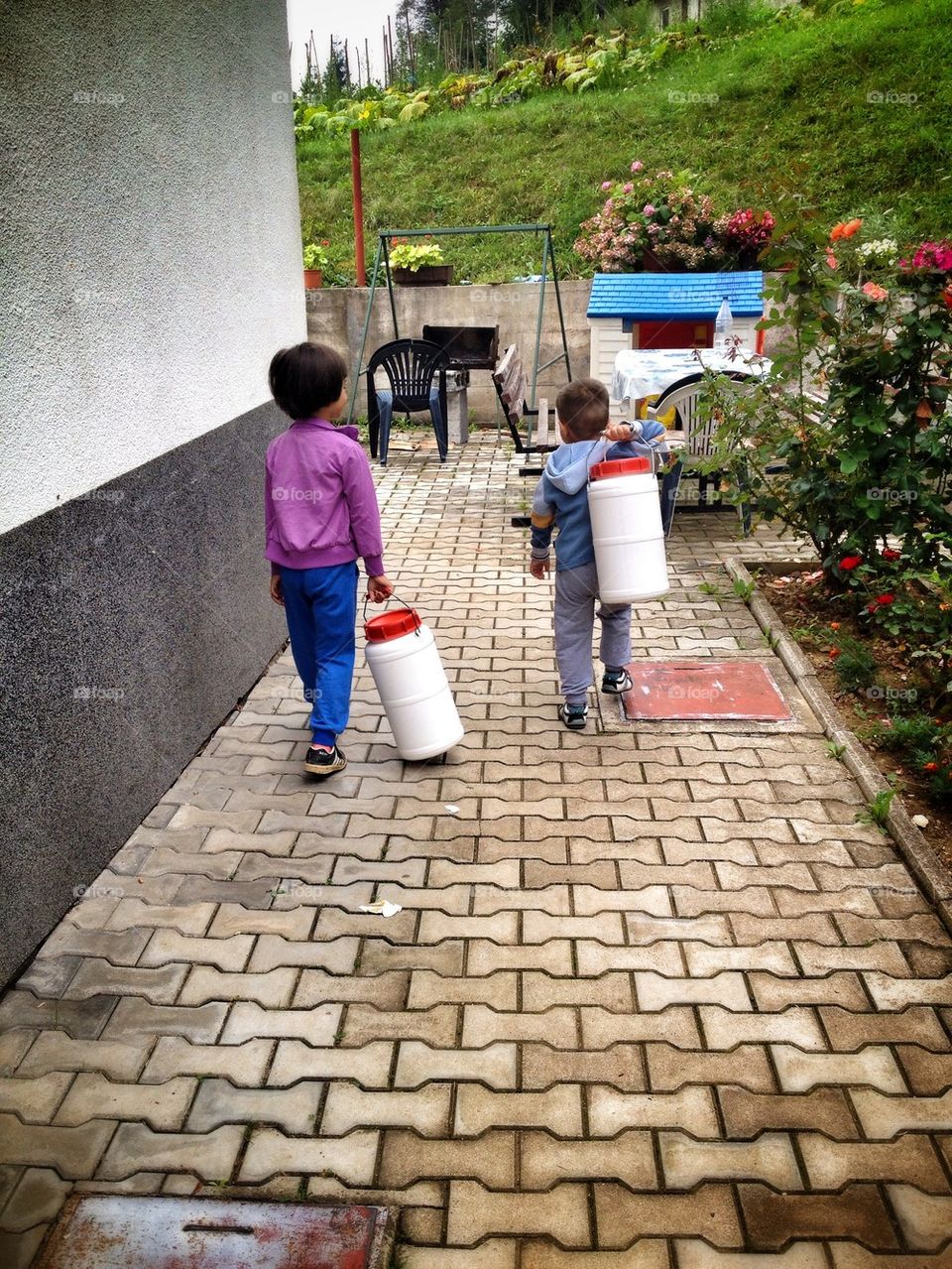 kids working