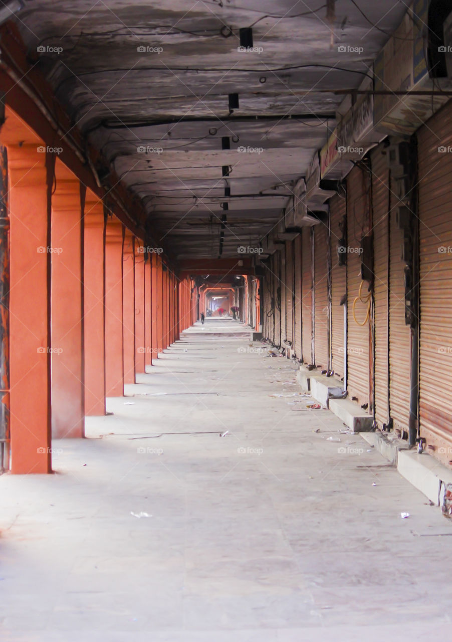 The Jaipur city wall is the city wall encircling the old Jaipur city in Rajasthan state in India