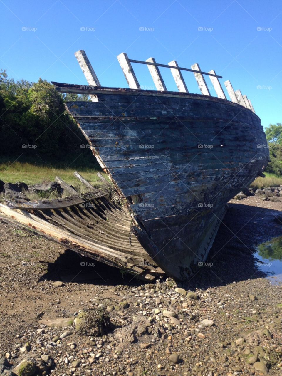 Ship wreck @ Llys Dulas beach