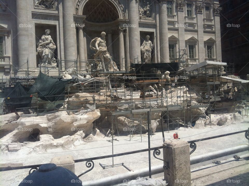 Trevi Fountain . Restoration of the Trevi Fountain 