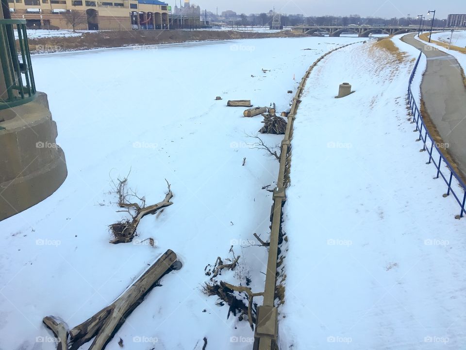 Des Moines river in winter. 