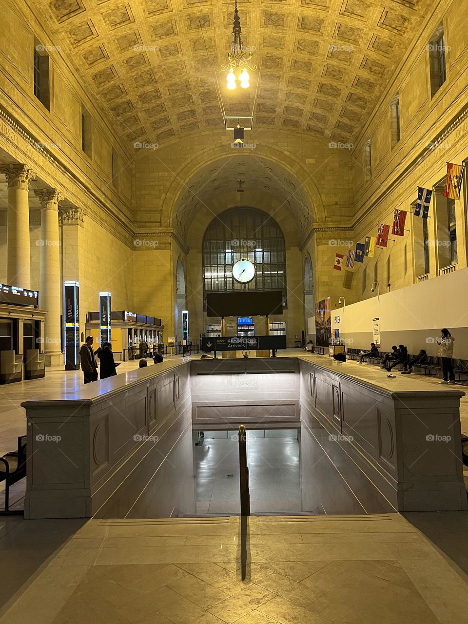 Union station: inside view