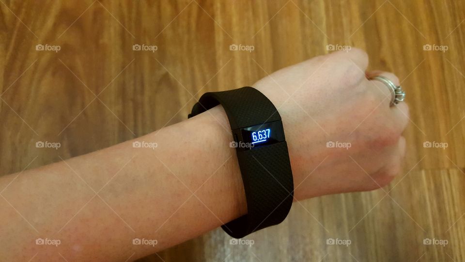 fitbit hr charge