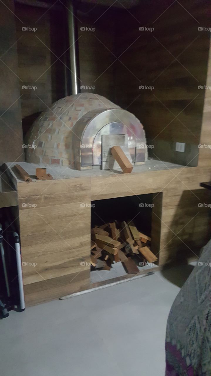 Wood oven