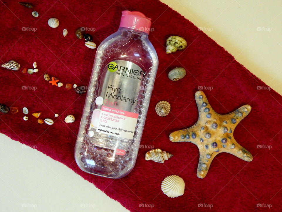 Sensitive skin micellar liquid by Garnier