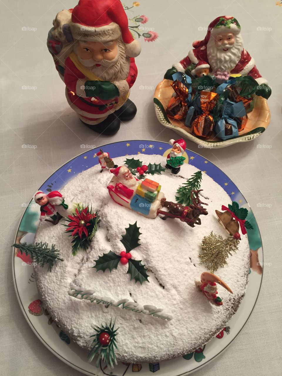 First cake of the year! Happy New Year 2018 !