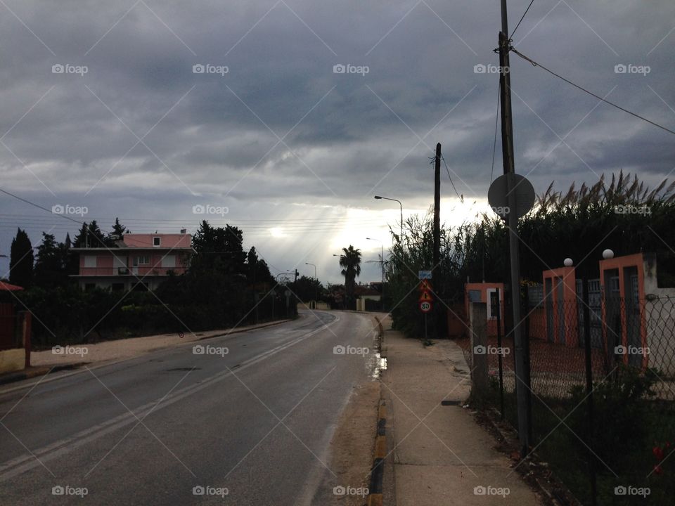 Before the Summer rain ☔️