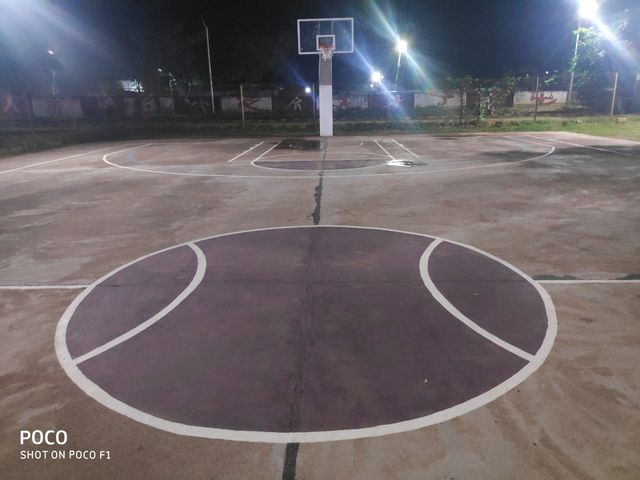 Basketball play ground