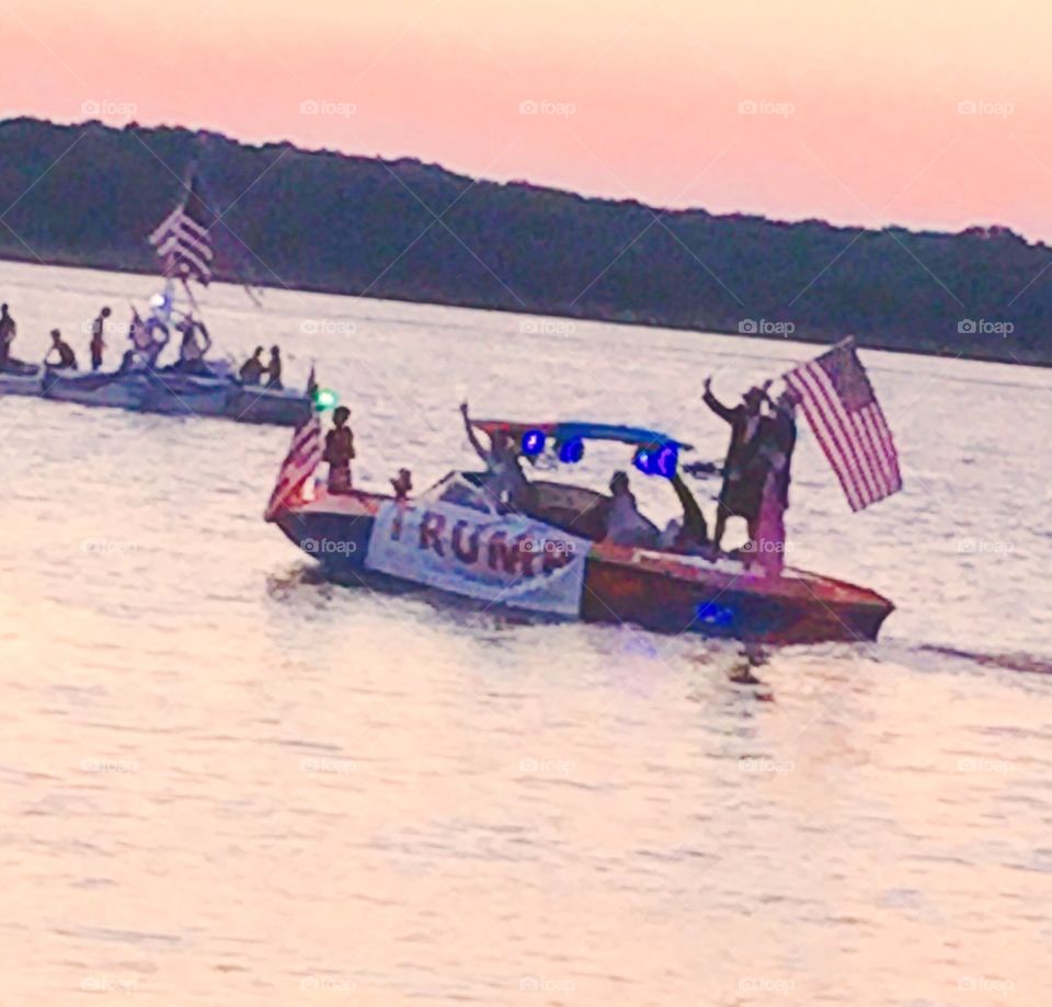4th of July boat parade-Trump supporters
