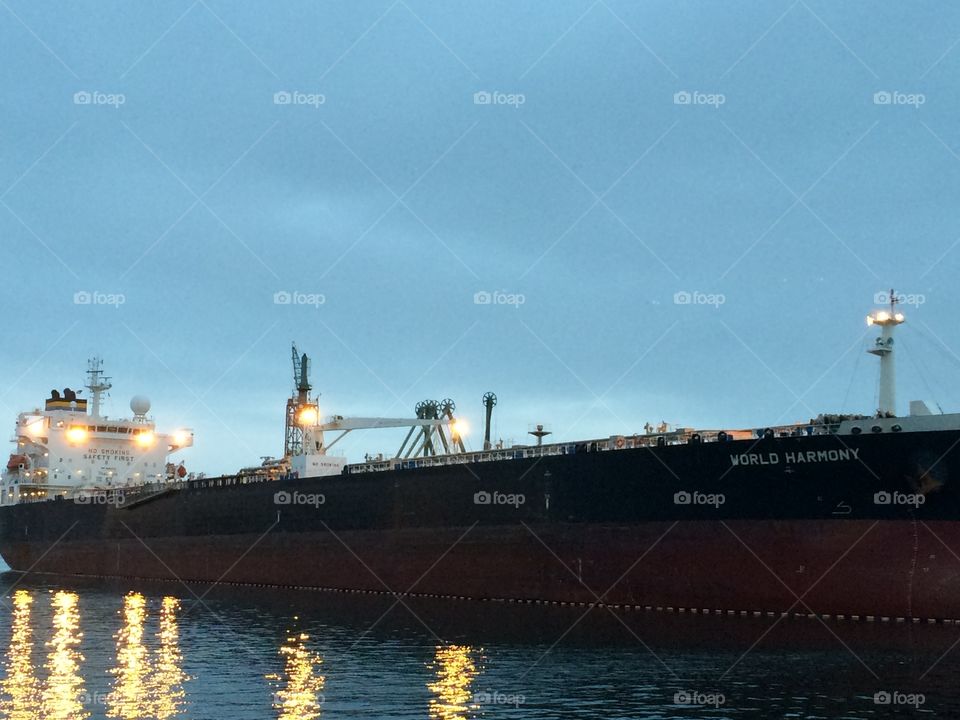 Port of Long Beach cargo ship 