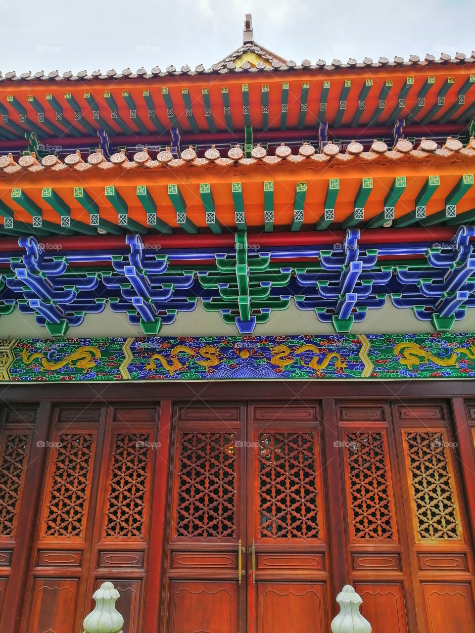 Colorful Chinese temple eaves and architecture