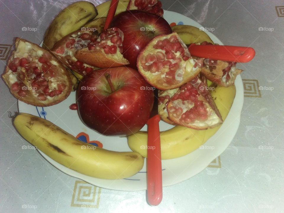 Beautiful plate of fruits