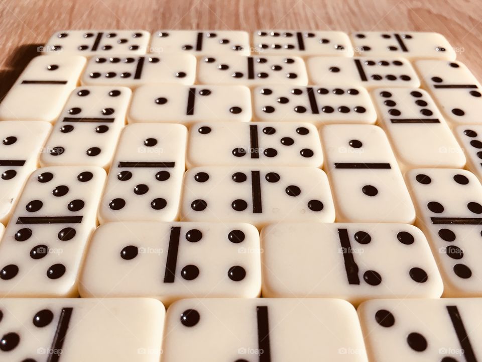 Dominoes