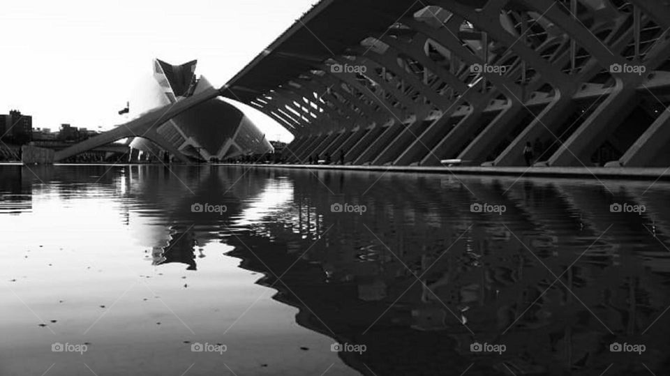 Construction#art#reflect#lake#bridge