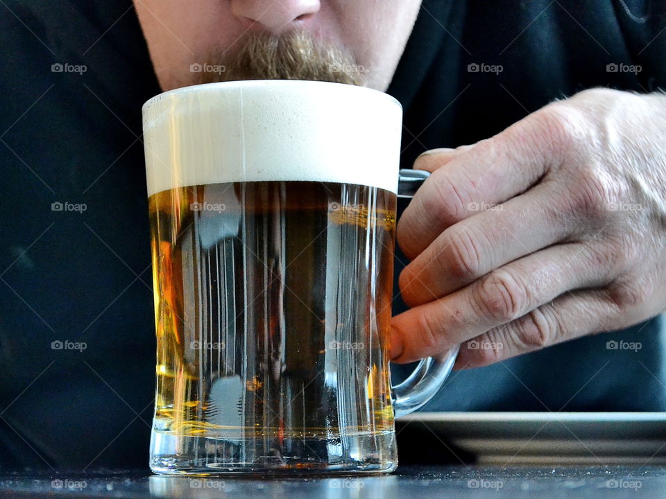 Man drinking beer