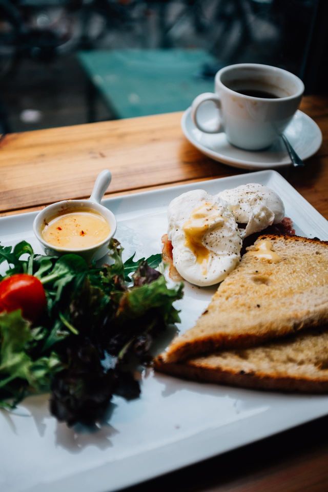 Bread with Tea hot Hd photo