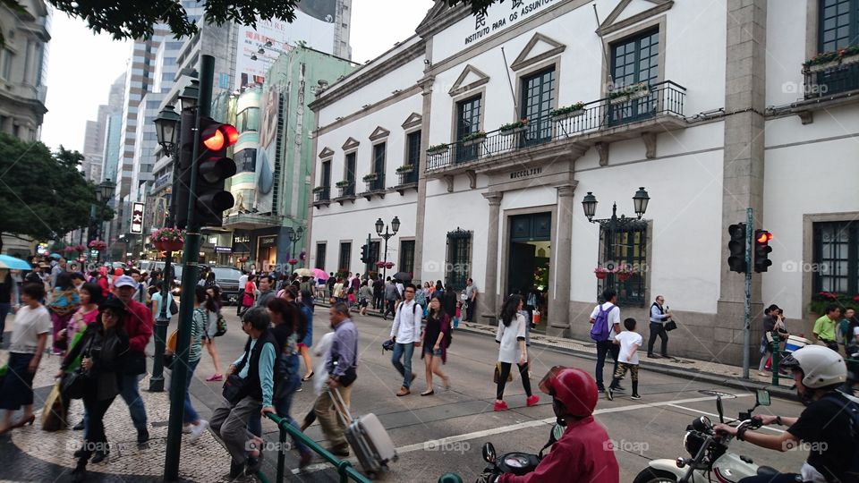 the largest pedestrian in Macau. located at Largo do Senado, a.k.a San malo, ine among the tourist attraction.