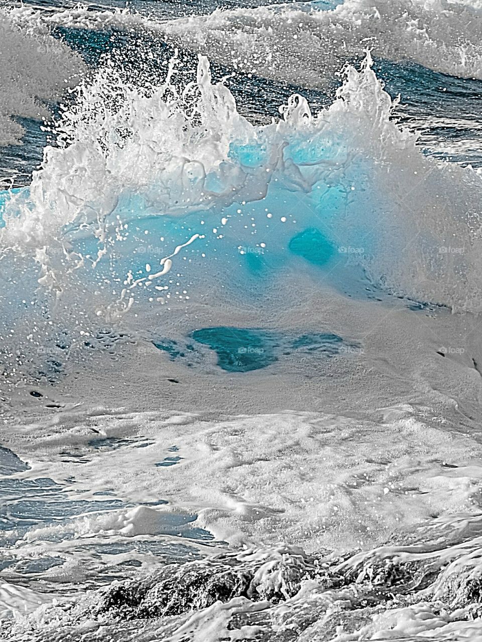 die blaue Farbe im Meerwasser