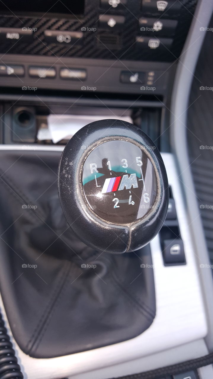 bmw m3 shifter. this is the shift knob to my manual bmw m3