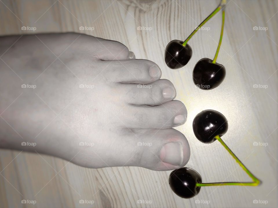 My feet and Sweet cherrys
