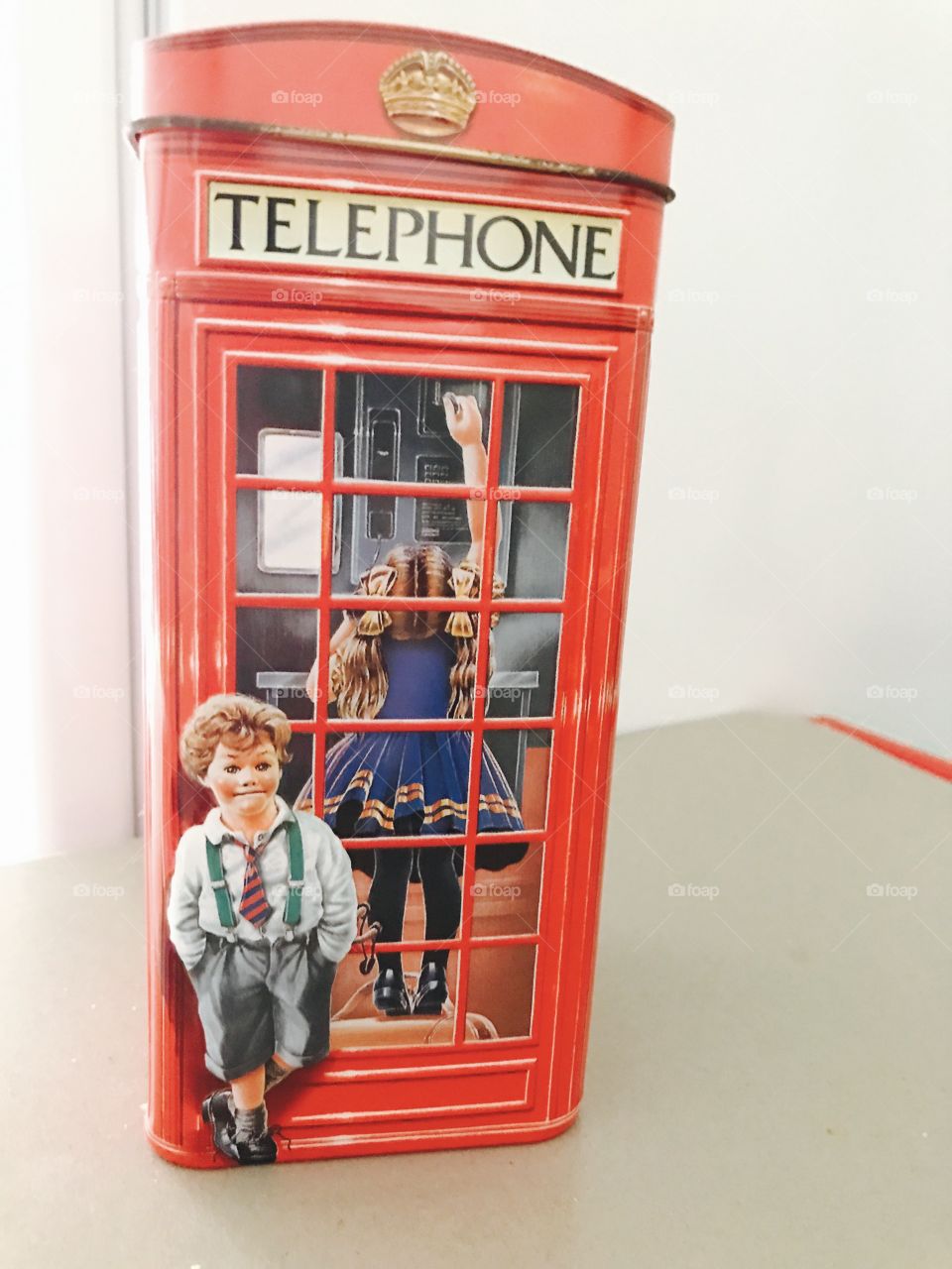 Phone-telephone booth-sweets-red