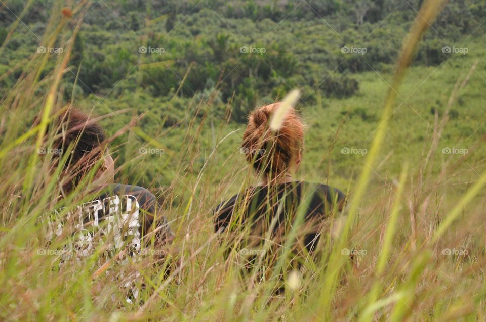 On the meadow, the wind blow while I sit beside you and hear your story