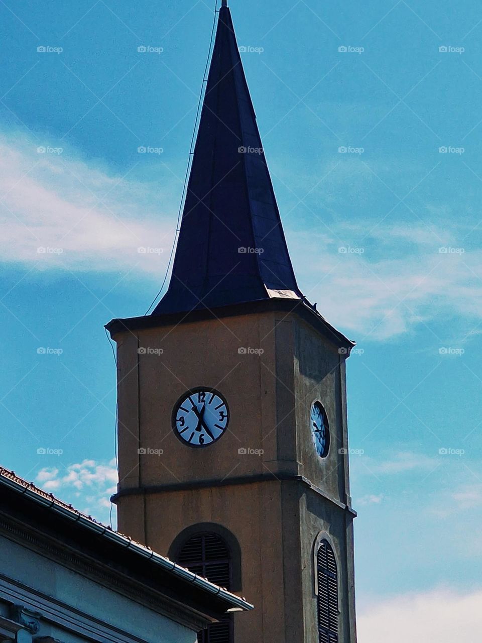 the tower of the church in Ineu