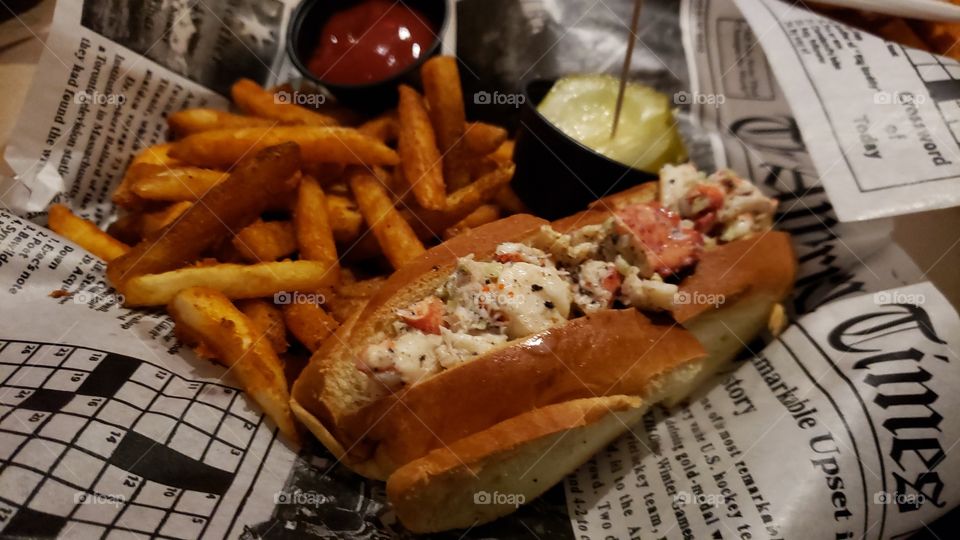 Lobster roll