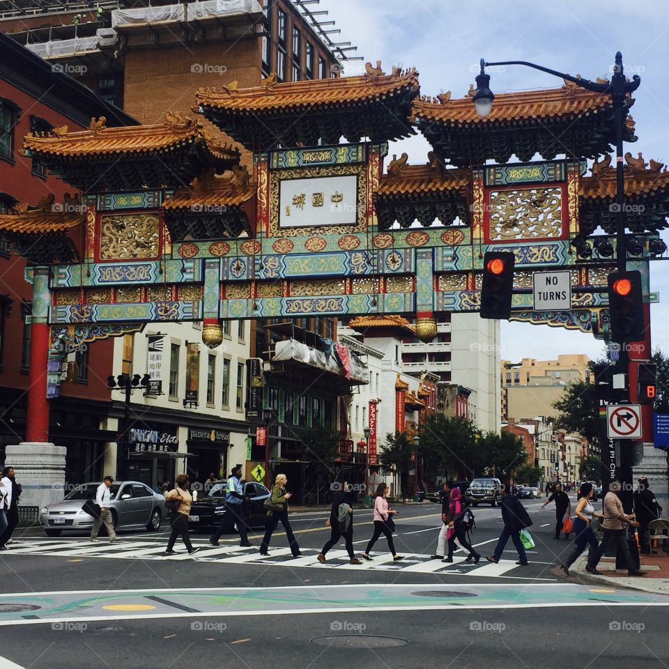 Rush hour in Chinatown 