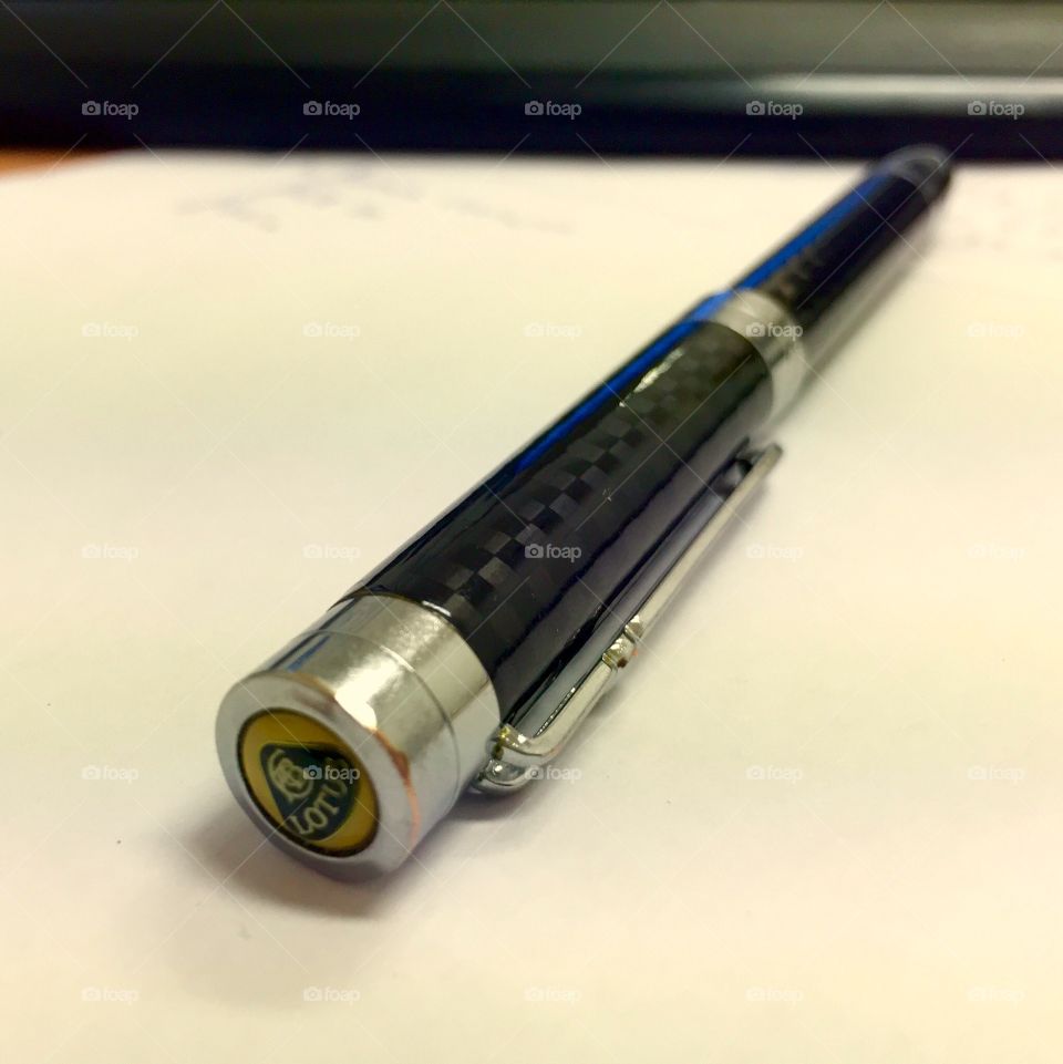 Lotus pen