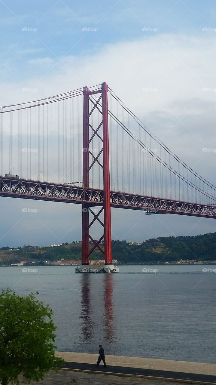 The man and the bridge