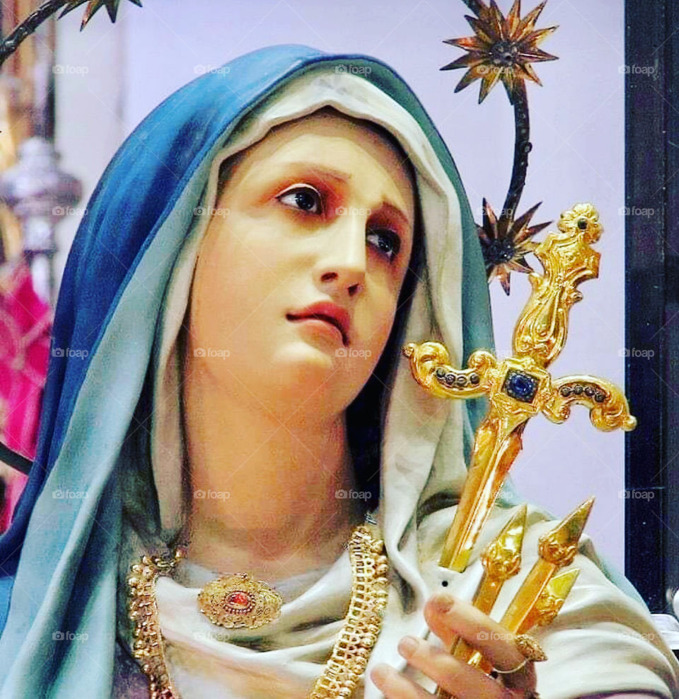 🙏 🇪🇸 Oh Maria, ruega por nosotros que recurrimos a ti.  Amén.  🇧🇷 Ó Maria, Nossa Senhora, rogai por nós que recorremos a vós. Amém. / 🇺🇸 O Mary, pray for us that we turn to you.  Amen. / 🇮🇹 O Madonna, prega per noi che ci rivolgiamo a te. Amen.