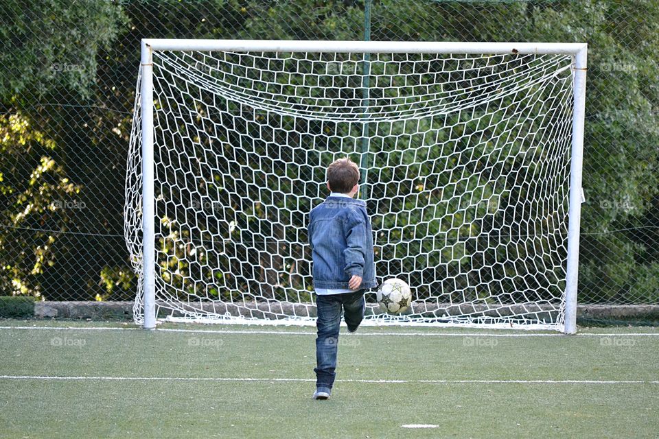 boy playing alone for social distancing