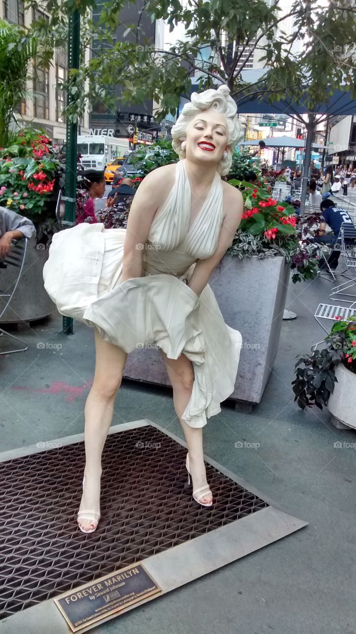 Artwork of Marilyn Monroe. 40th street and Broadway