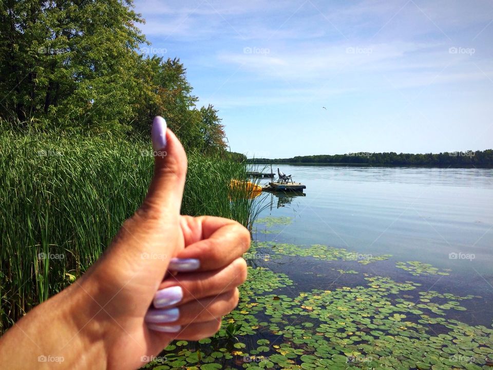 Thumbs up! Beautiful view! Beautiful day!