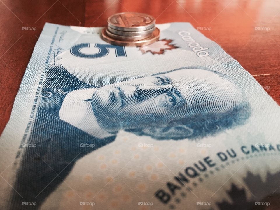 Canadian money 