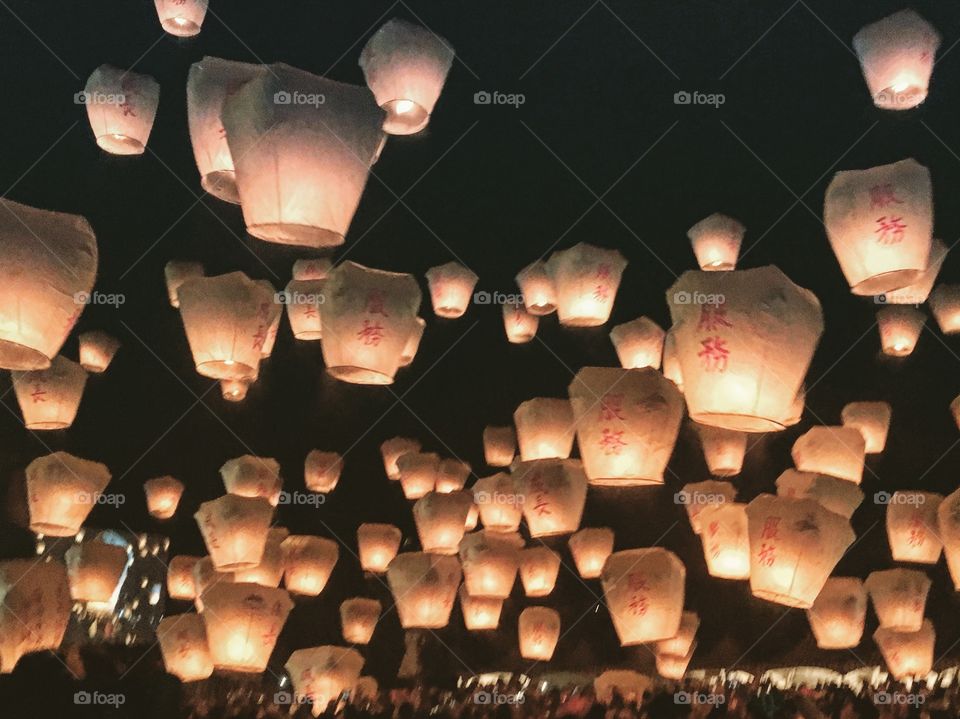 Each lantern represents wishes written on it. May your wishes come true. Happy Chinese New Year. 