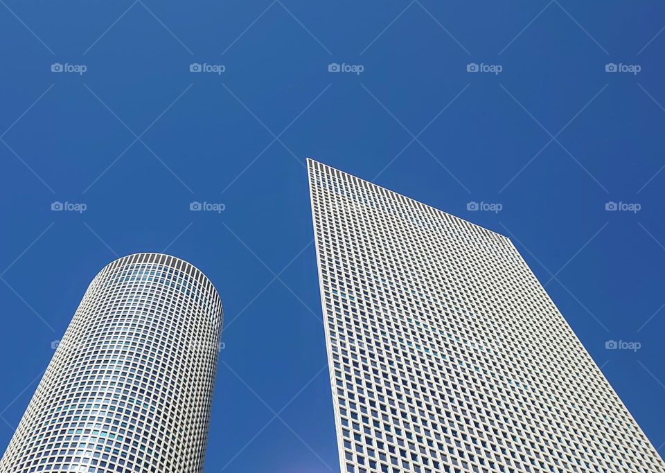 Geometric 🏢 Skyscraper🏢