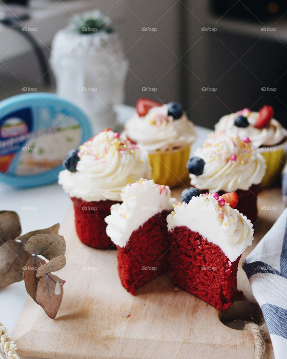 Red velvet cupcakes 