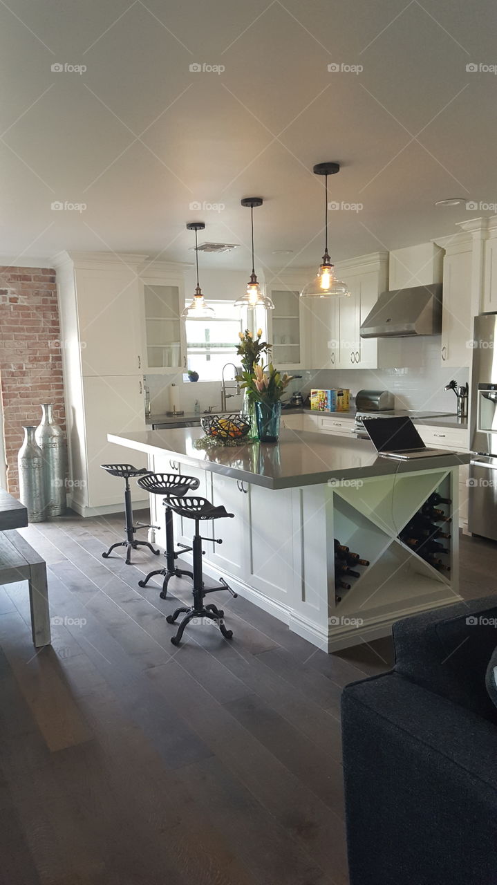 "fixer upper" style kitchen