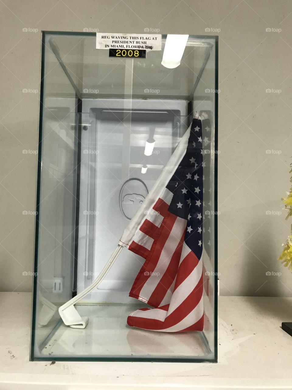 A USA flag waving event in 2008 with reference to President Bush